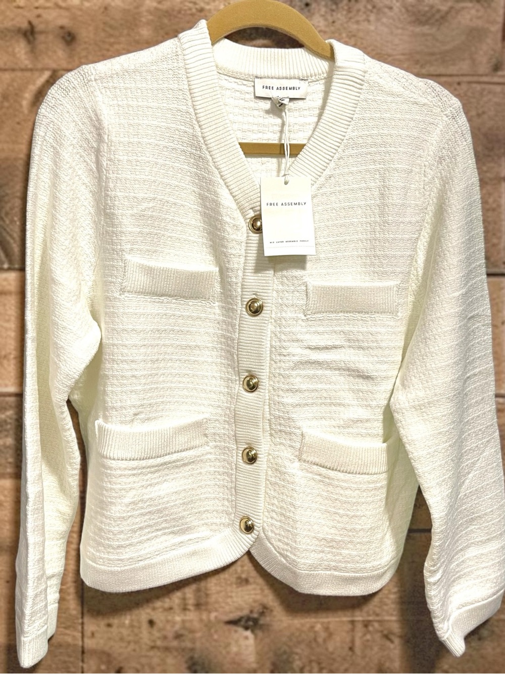 Women’s 12/14 button down knit cardigan with pockets